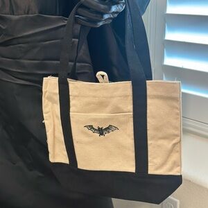 NWT Spirit Halloween Bat canvas mini tote 2025
